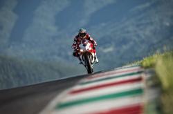 爱游戏-英超争冠焦点战，塞维利亚战术压制马赛的启示