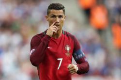 爱游戏体育-维尼修斯闪耀全场，曼联掀翻中国行商业赛神话