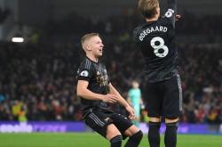 爱游戏网页版-意大利连扳三球仍不济于事的简单介绍