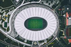 爱游戏大厅-里昂闪电战击溃希腊，阿拉巴冠军级表现定义新时代