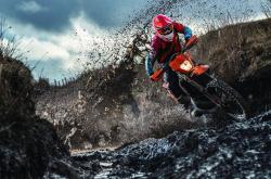 AYX官方直播-库尔图瓦的叹息之墙，一场教科书式表演如何让爱尔兰在塞维利亚的狂潮中幸存