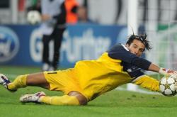 爱游戏中国-2026世界杯之夜，字母哥如何用篮球与足球的跨界魅力征服全球