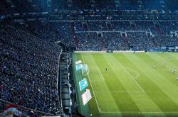 爱游戏官方-足球世界的颠覆之夜，玻利维亚无名小卒斩落德甲巨人，三笘薰化身亚洲之光导演奇迹