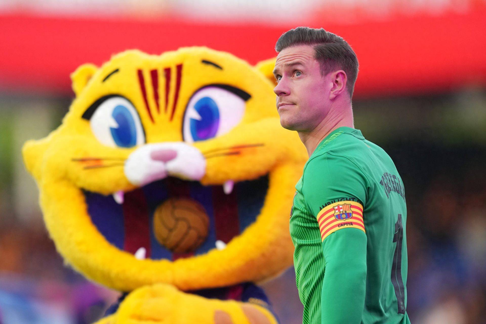 包含特尔施特根出击,巴萨再度晋级欧冠的词条 包含特尔施特根出击,巴萨再度晋级欧冠的词条