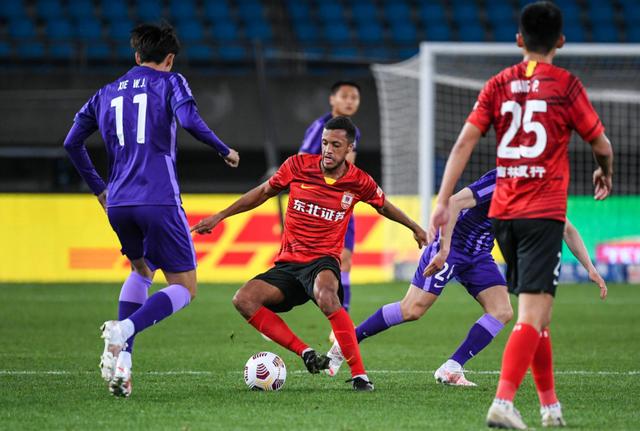 包含亚泰主场力克泰达,咬住保级尾巴追逐保级希望的词条 包含亚泰主场力克泰达,咬住保级尾巴追逐保级希望的词条