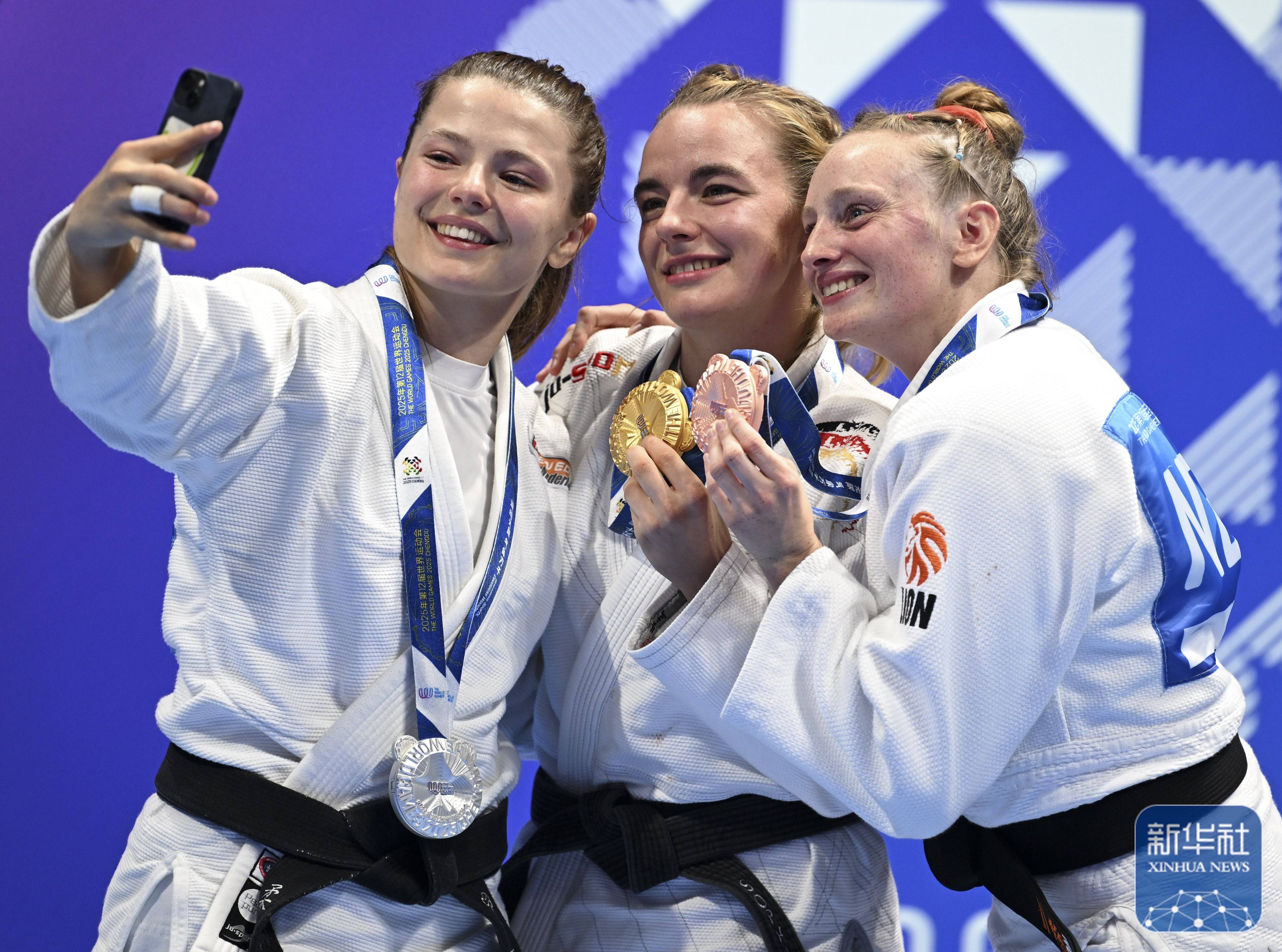 德国女足成功卫冕，赢得冠军