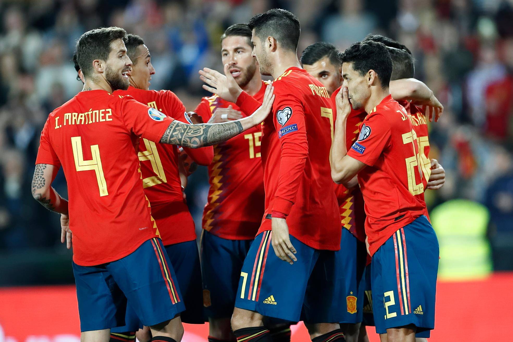 西班牙在客场击败瑞士，士气高昂