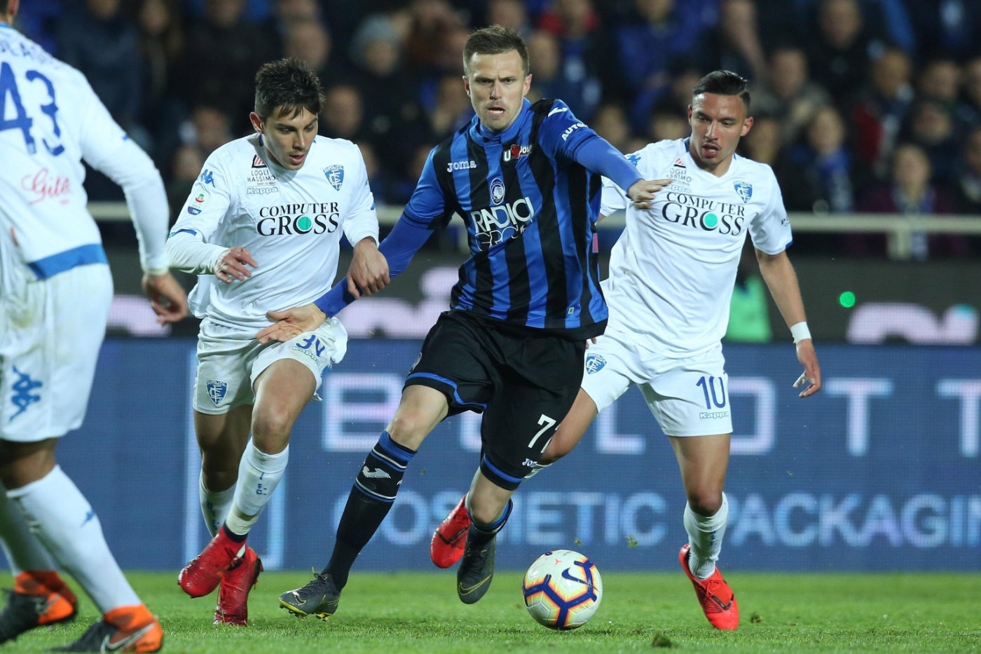 亚特兰大逆转战胜强敌，实现逆袭