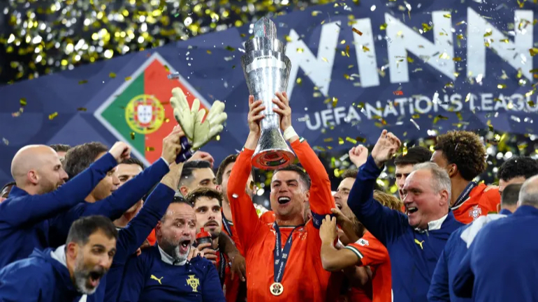 西班牙国家足球队壮举赢得欧预赛