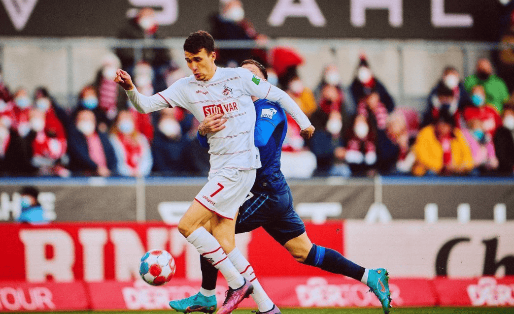 包含云达不莱梅客场击败对手,保持胜利势头的词条 包含云达不莱梅客场击败对手,保持胜利势头的词条