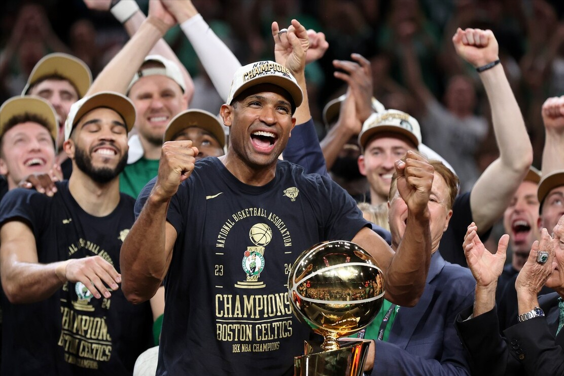 骑士横扫深圳队，塔图姆惊艳四座的简单介绍