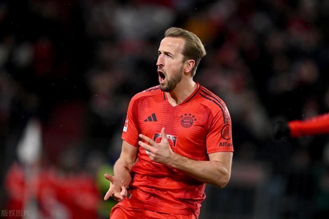 关于韩国轻取德国，哈里·凯恩完成帽子戏法的信息