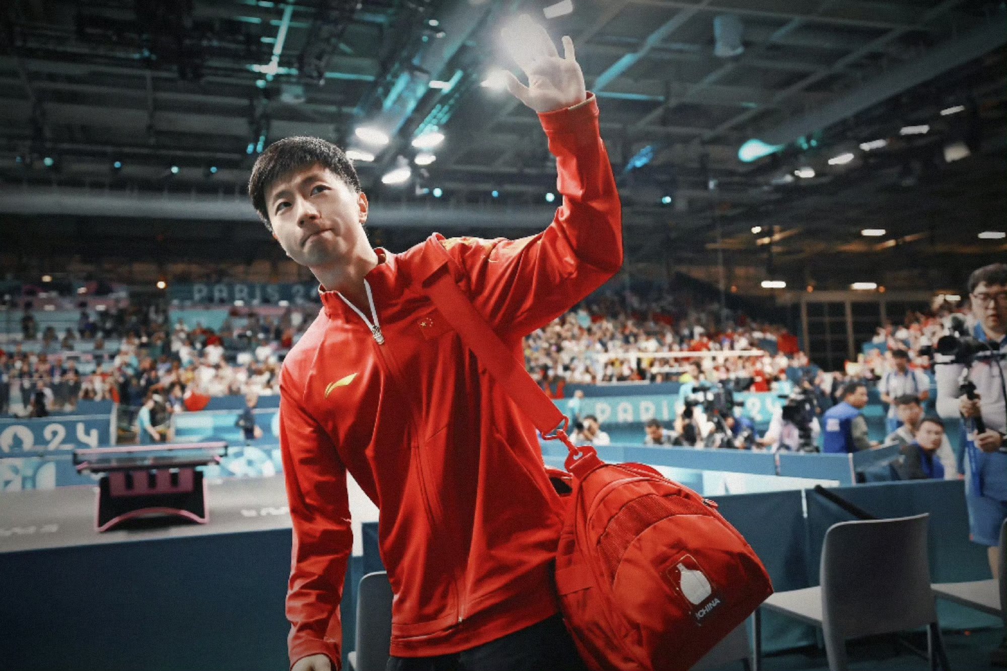 关于比利时乒乓球队轻取英国乒乓球队，马龙惊艳世界的信息