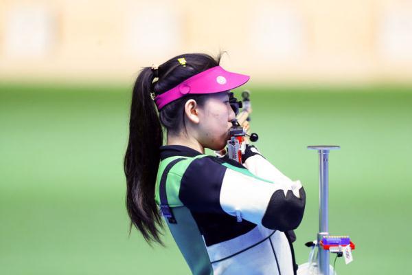 日本选手在射击比赛中表现抢眼夺冠